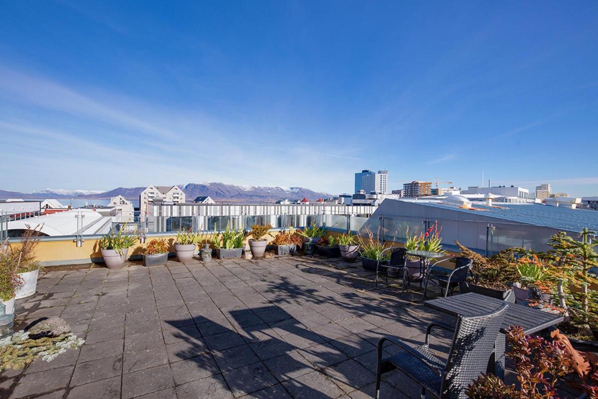 Penthouse Apartment With Panasonic Mountain View Рейкьявик Экстерьер фото